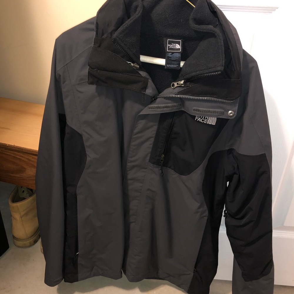 Men’s Medium North Face Jacket with Fleece Liner